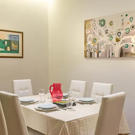 Apartment Viale Tirreno - Con Patio Rome